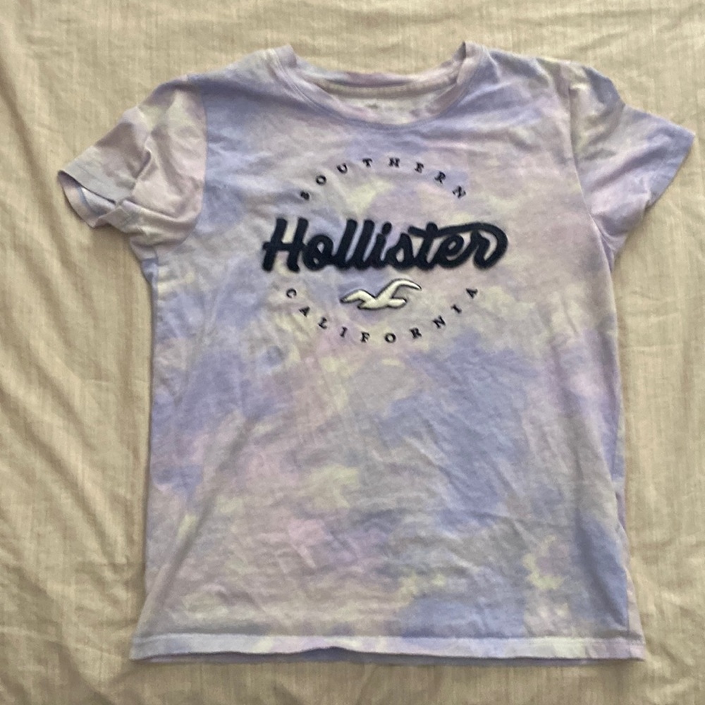 Women hollister T shirt